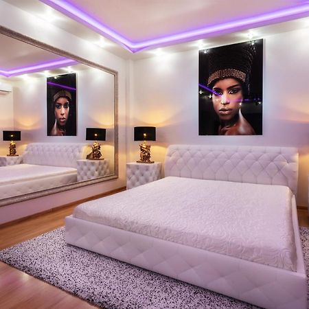 Premium Jacuzzi Apartment Klaipeda Ngoại thất bức ảnh